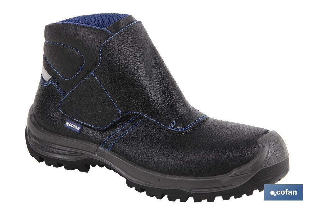 BOTA PIEL NEGRO CIERRE VELCRO S3 MODELO URIAN T 45