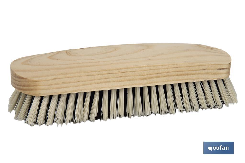 Cepillo de ropa con fibras de PVC | Cerdas suaves y resistentes | Mango ergonómico de madera | Longitud: 18,5 cm